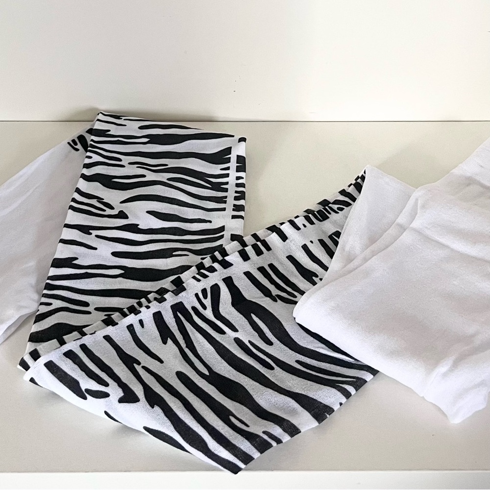 NWOT Zebra print stockings - Picture 6 of 16